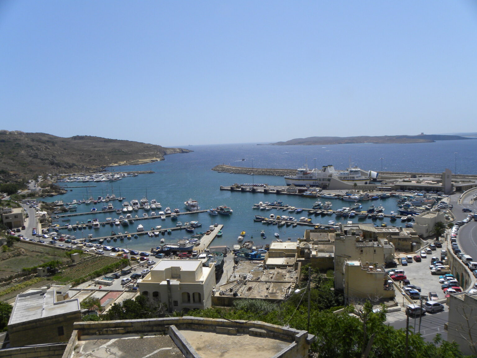 Porticciolo con barche