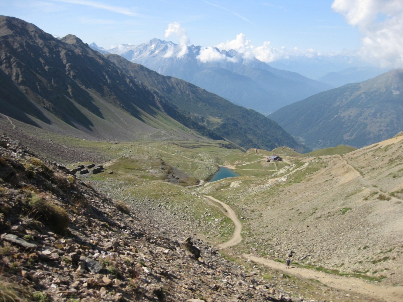 Veduta panoramica verso il rifugio Buozzi